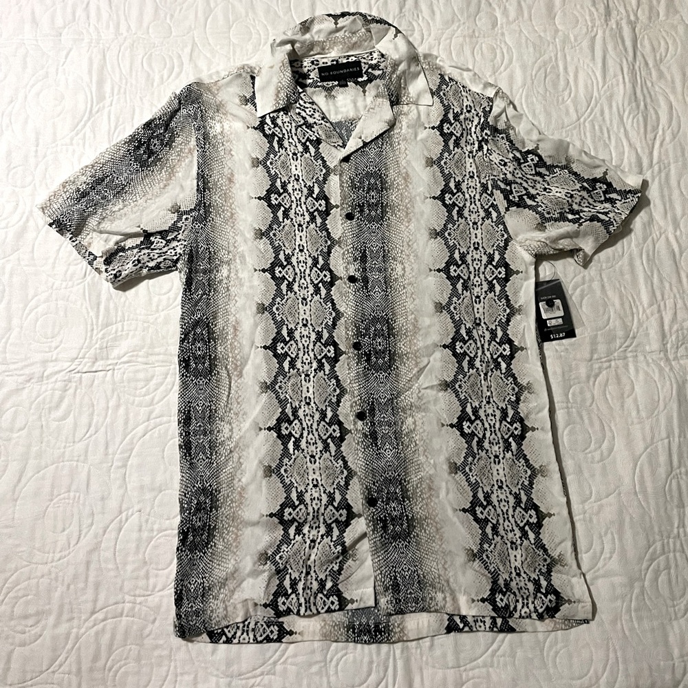 Collared Button Down Short Sleeve Shirt Mens S Snake Skin Print No Boundaries